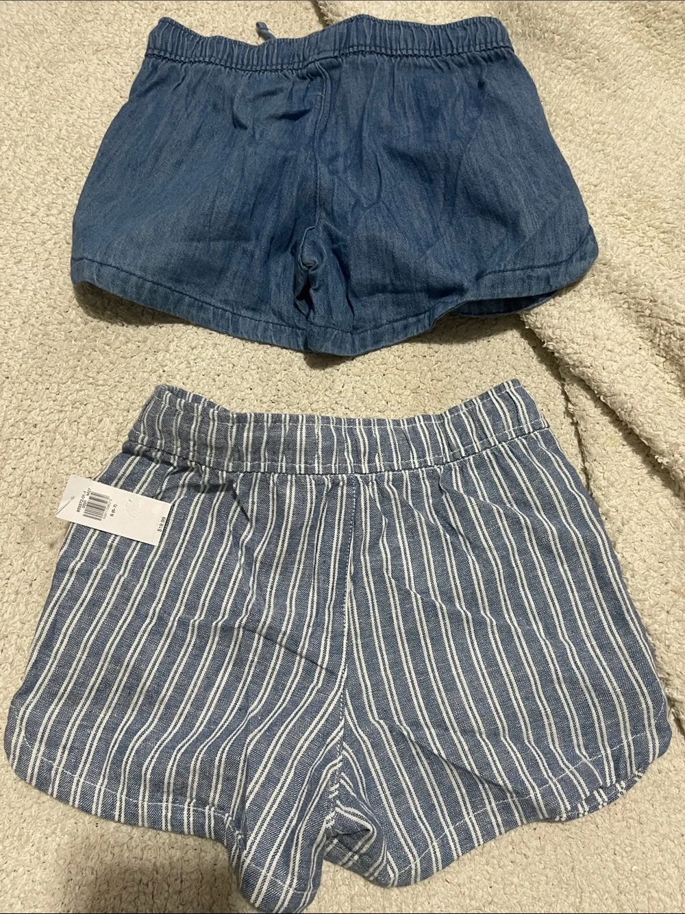 NWT- Old Navy - girl’s S (6/7) Two Shorts Bundle
